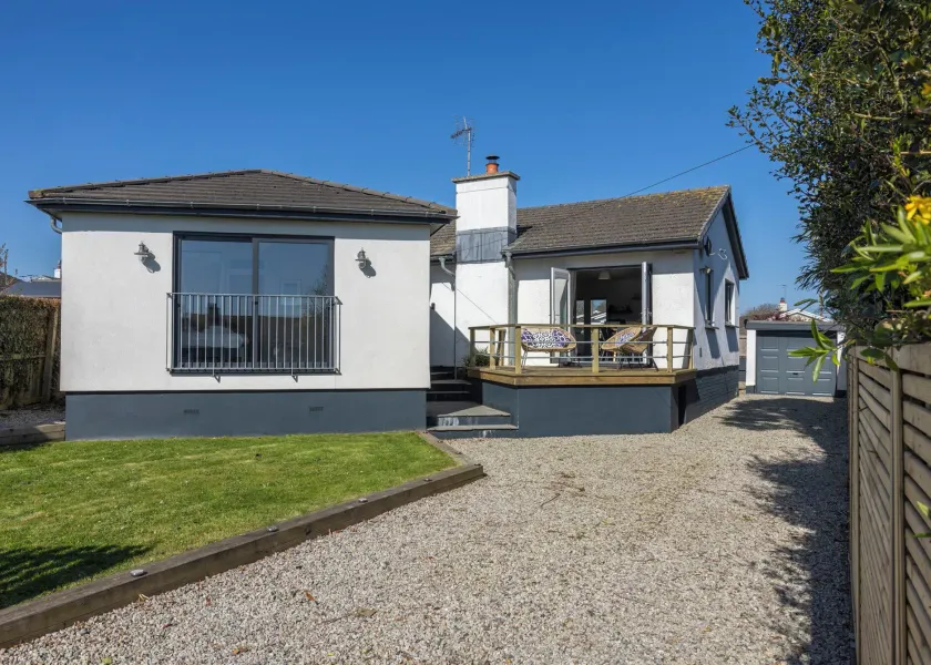 38 Venn Park - Image 1