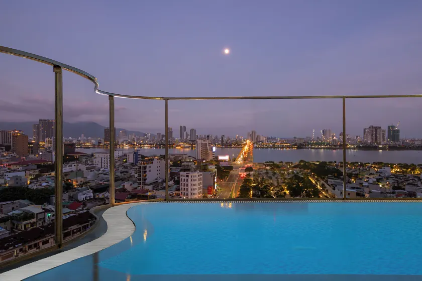 Mitisa Hotel Da Nang - Near Dragon Bridge - Image 1