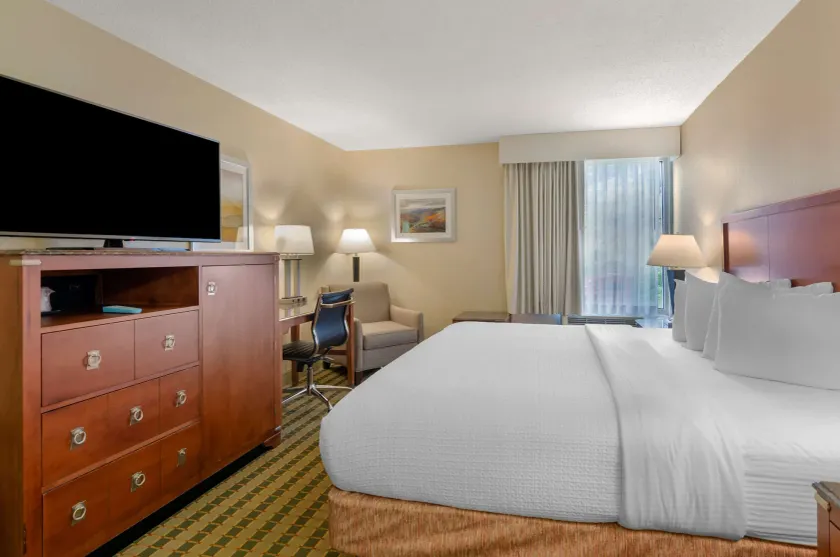Best Western North Roanoke - Image 1