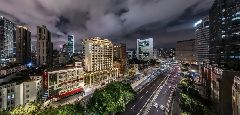 Elegant International Hotel Shanghai - Bund Sichuan Road North Metro Station Branch - Image 1