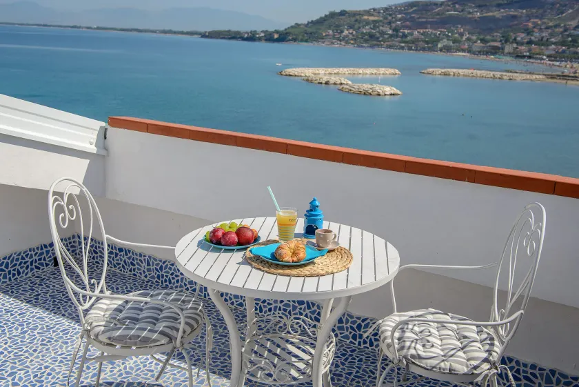 B&B Vistamare Suite - Image 1