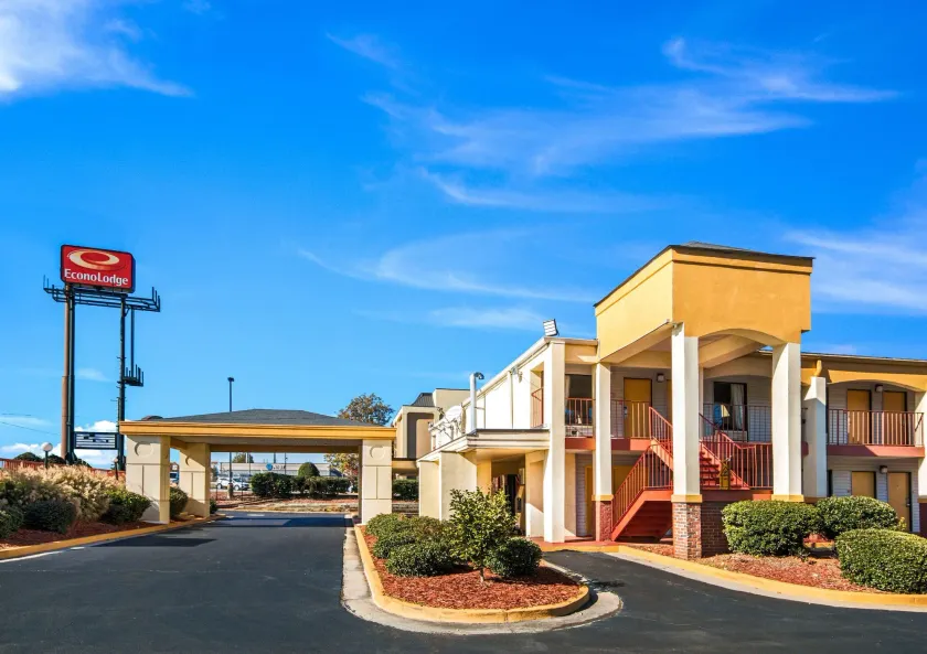 Econo Lodge - Conyers - Image 1