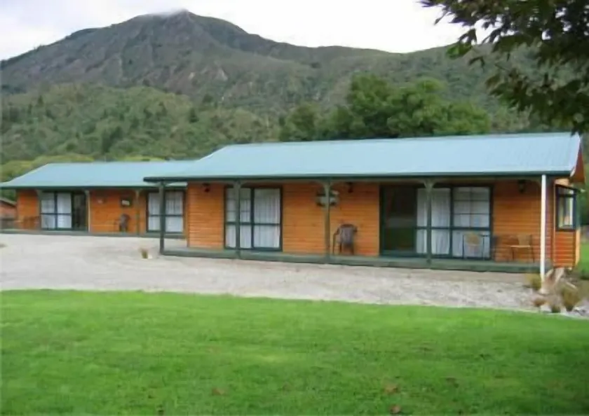 Kiwi Park Motels - Image 1