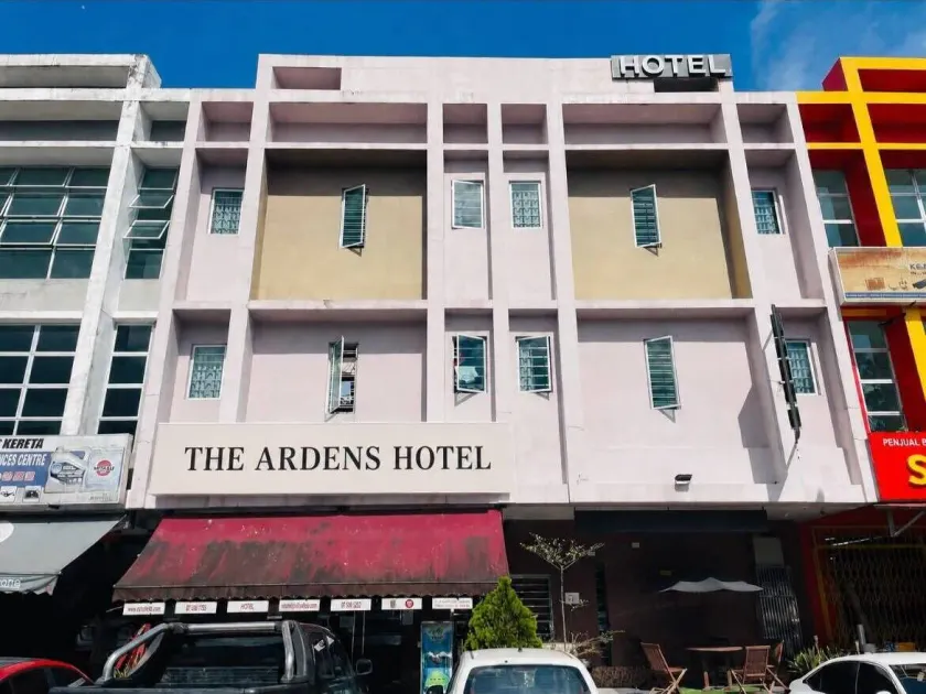 The Ardens Hotel - Taman Desa Cemerlang, Ulu Tiram - Image 1