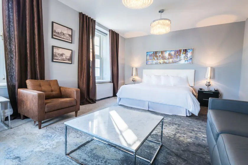 Hotel Manoir Morgan - Image 1