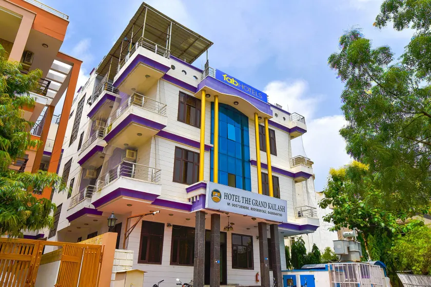 Hotel The Grand Kailash - Image 1