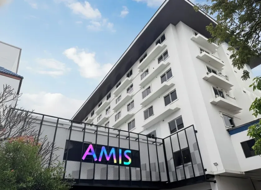AMIS By Sima Thani - Image 1