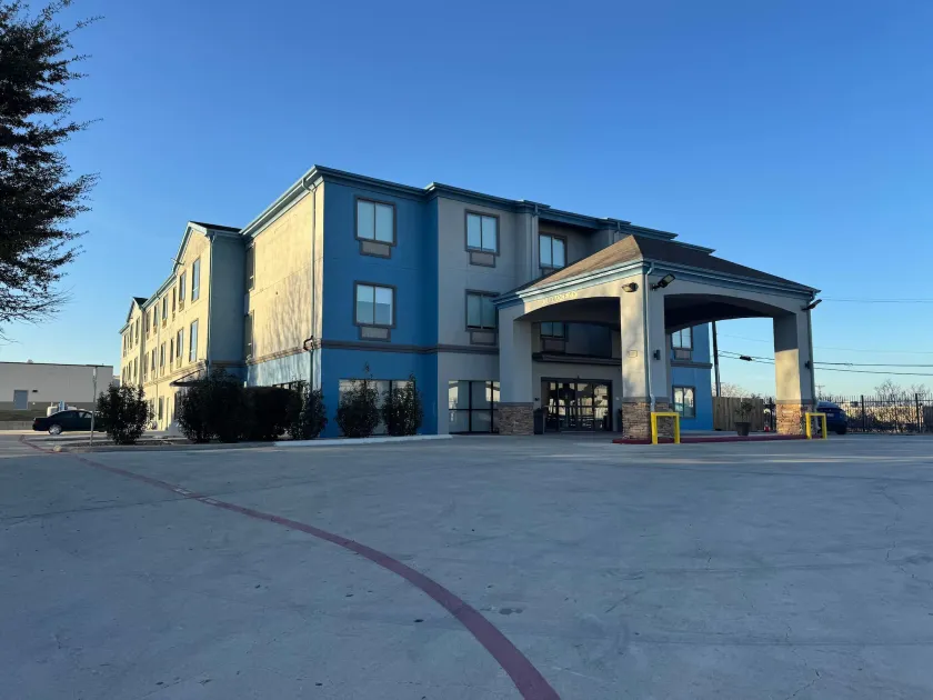 Comfort Inn San Antonio Northeast - Image 1