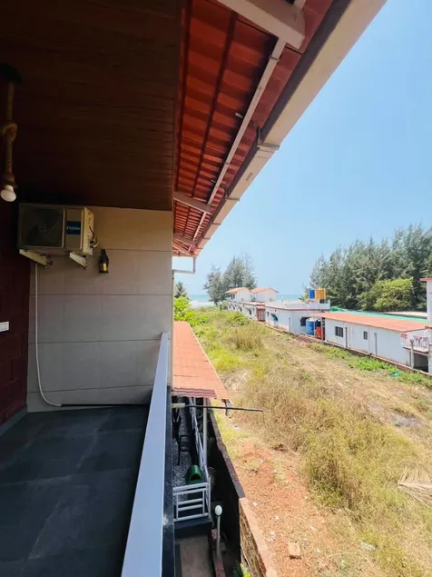 Maitri Beach Resort - Room
