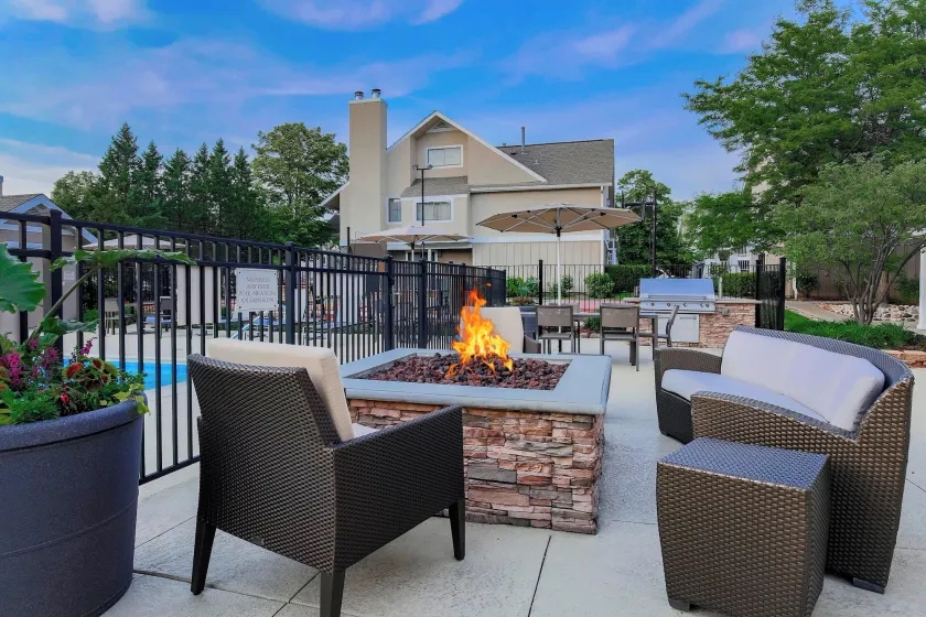 Residence Inn Chicago Deerfield - Image 1