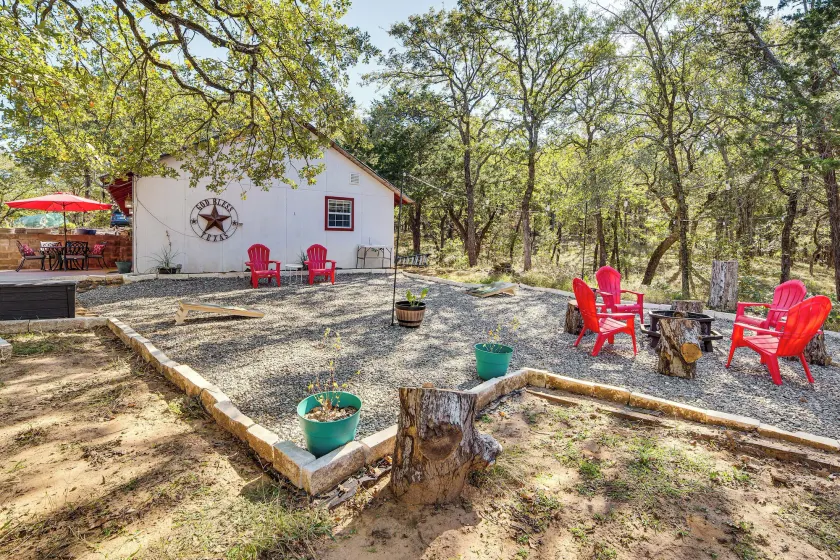 1 Mi to Park & Boat Ramp! Lake Texoma Retreat - Image 1