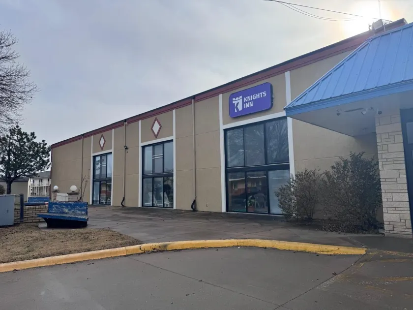 Knights Inn & Suites Emporia - Image 1