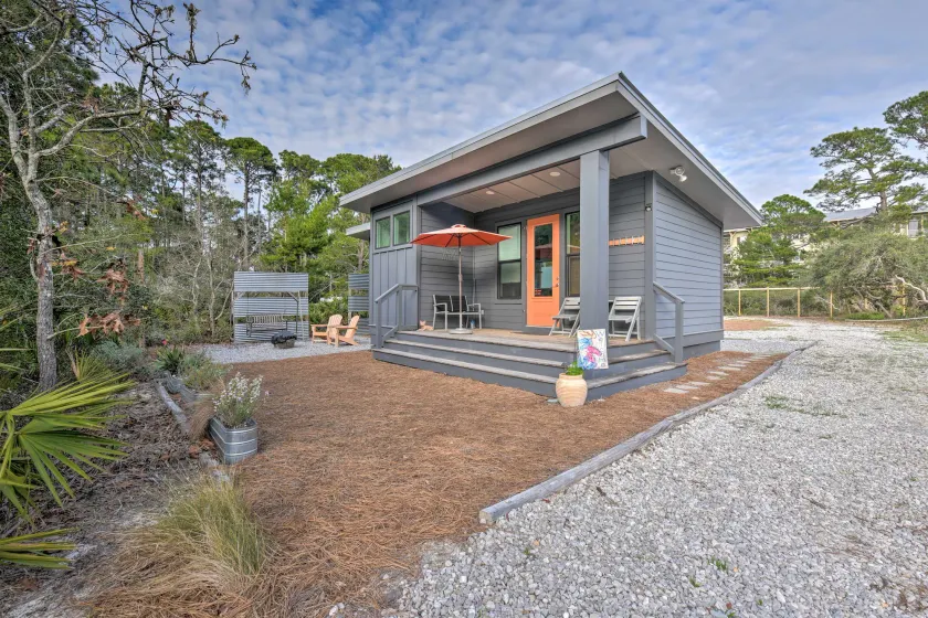 30A Cute Modern Cottage in Seagrove Beach - Image 1