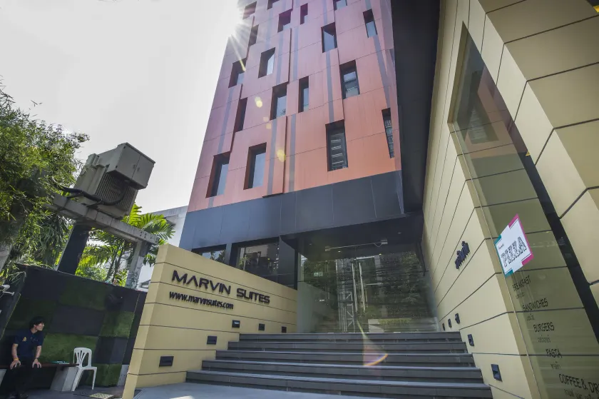 Marvin Suites Hotel - Image 1