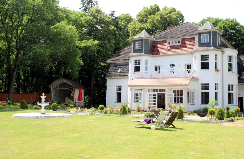 Villa am Stechlin - Image 1