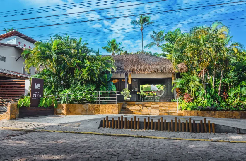 Hotel Pipa Atlântico - Image 1