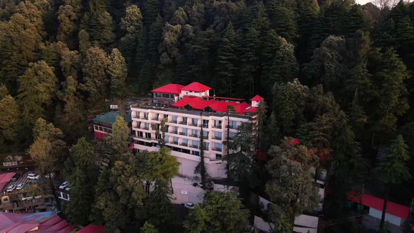 Regenta Place Dalhousie Just 500 Meters Walkable from Mall Road - Image 1