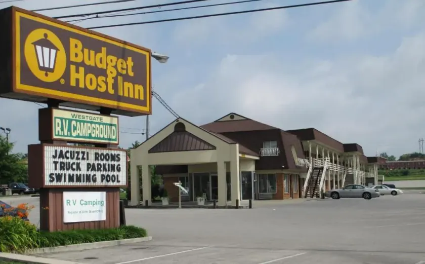 Budget Host Westgate Inn - Image 1