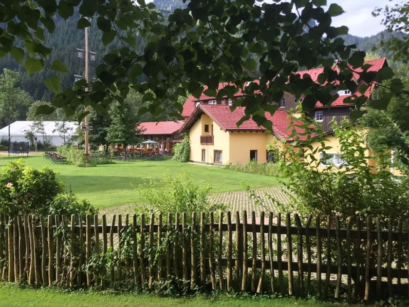 Hotel-Gasthof Der Wiesengrund - Image 1