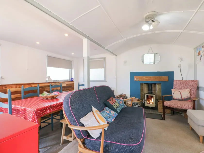 Harbour Road Quirky Beach Railway Carriages - Image 1