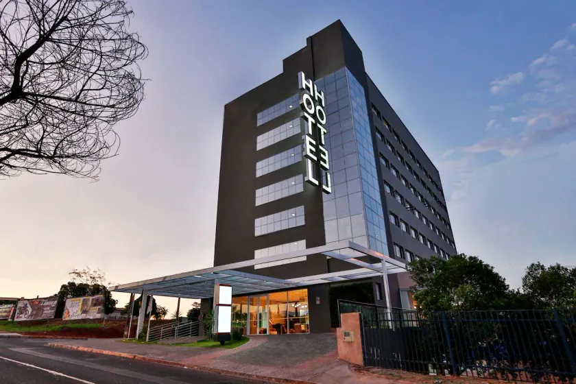 Hotel Fernandópolis - Image 1