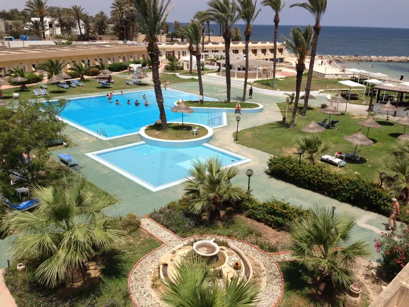Hotel Les Palmiers - Image 1