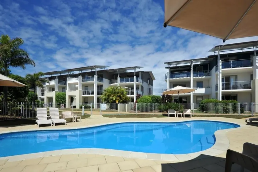 Pacific Marina Apartments - Image 1