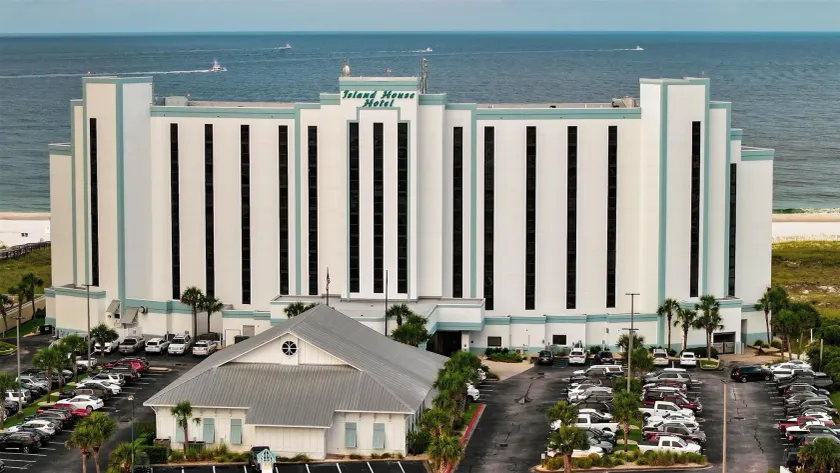Island House Hotel Orange Beach - a DoubleTree by Hilton - Image 1