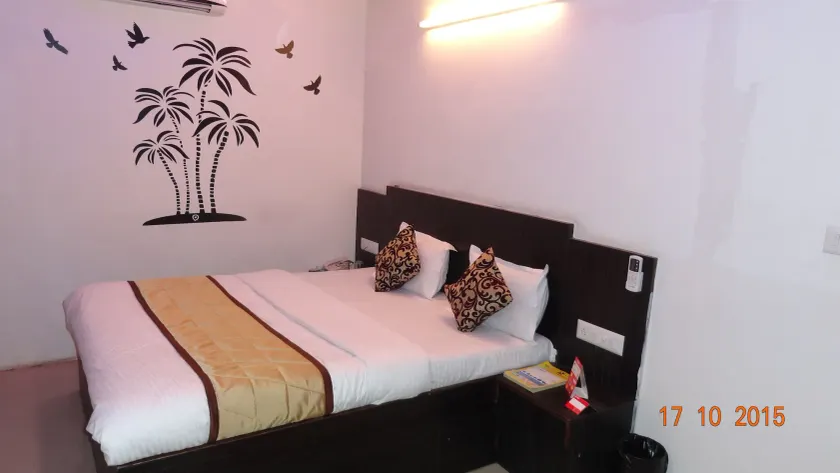 Hotel Long Stay - Image 1