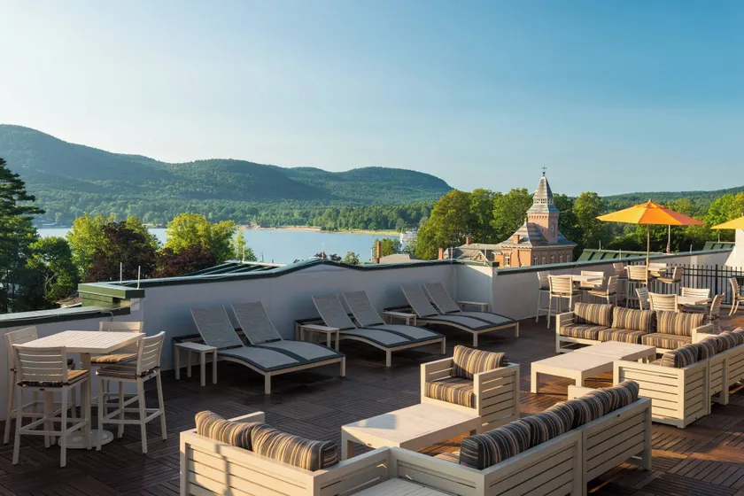 Courtyard by Marriott Lake George - Image 1