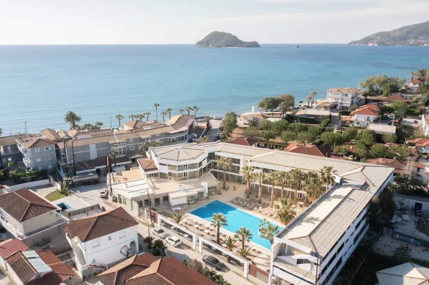 Cameo Beach Resort - Image 1