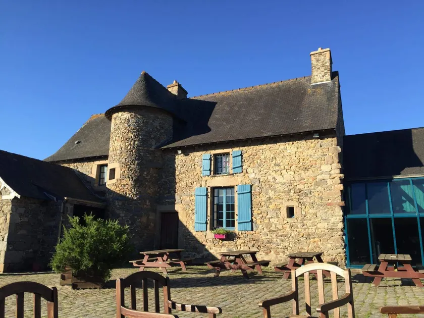 Auberge de Jeunesse HI Saint-Brieuc - Image 1