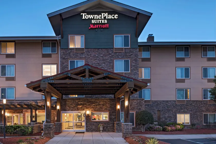 TownePlace Suites Fayetteville Cross Creek - Image 1