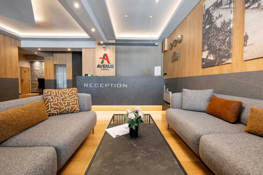 Avenue Hotel - Image 1