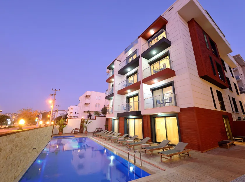 Saatlı Hotel - Image 1
