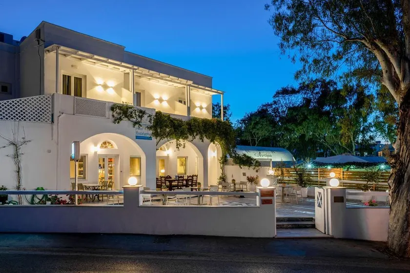 Hotel Eucalyptus - Image 1