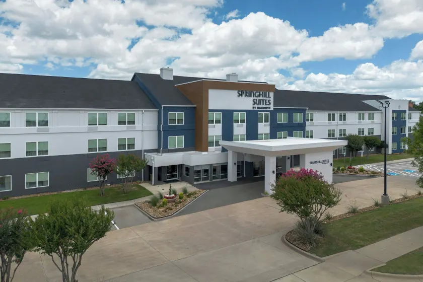 SpringHill Suites Dallas Arlington North - Image 1