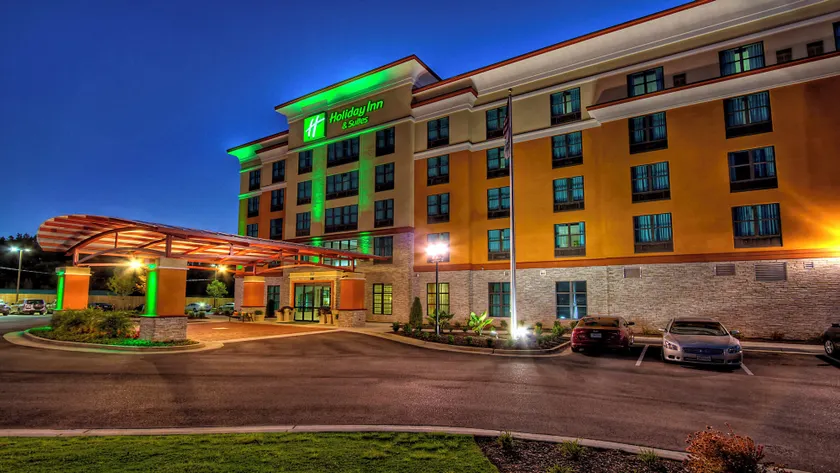 Holiday Inn & Suites Tupelo North by IHG - Image 1