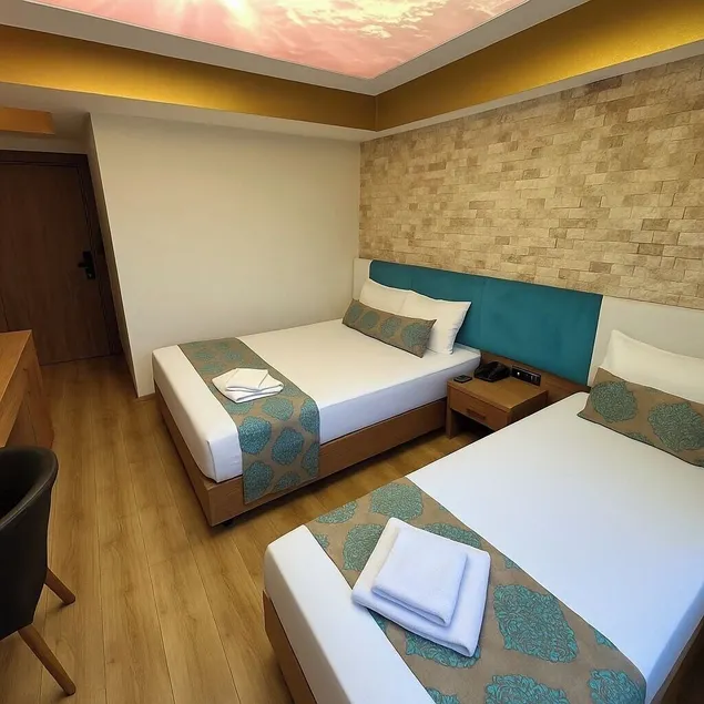 Centro Park Hotel - Image 1