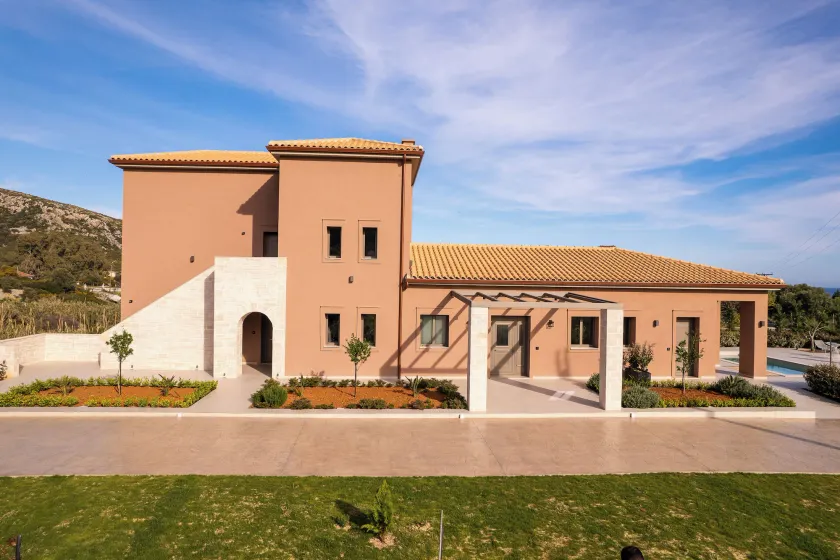 Reveli Suites - Image 1