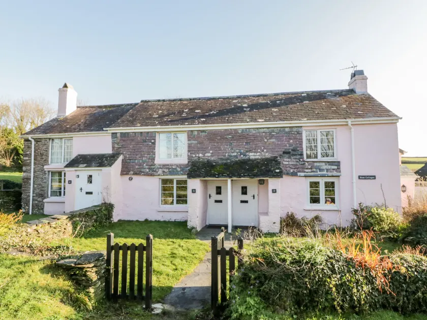 2 Rose Cottages - Image 1