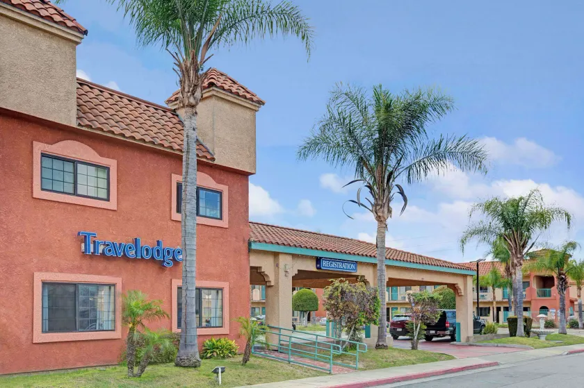Travelodge by Wyndham Lynwood - Image 1
