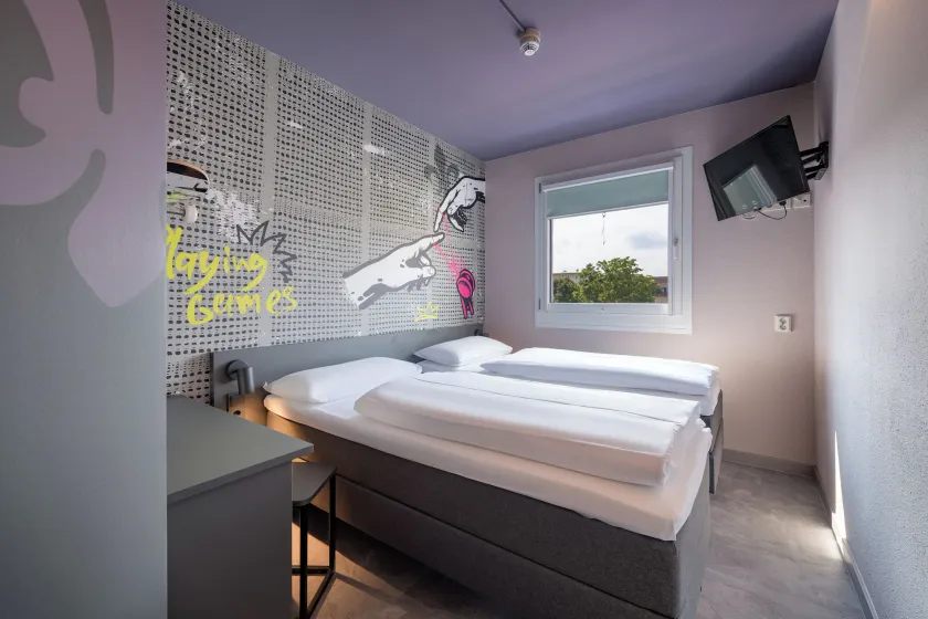 Felix Hotel Darmstadt - Image 1