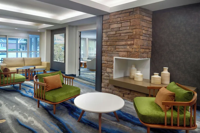 Fairfield Inn & Suites by Marriott Frederick - Image 1