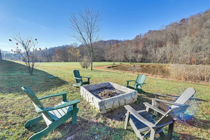 Secluded Retreat: Bbq, Lawn Games, & Fire Pit! - Innenbereich