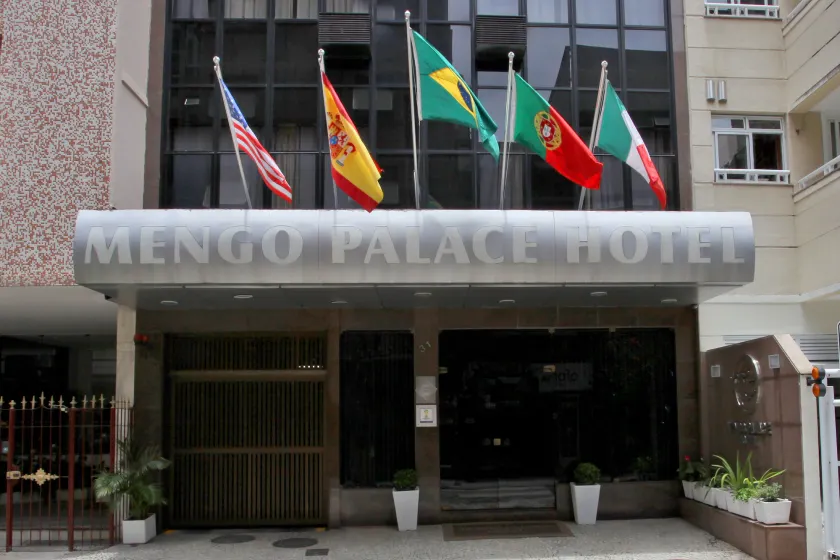 Mengo Palace Hotel - Image 1