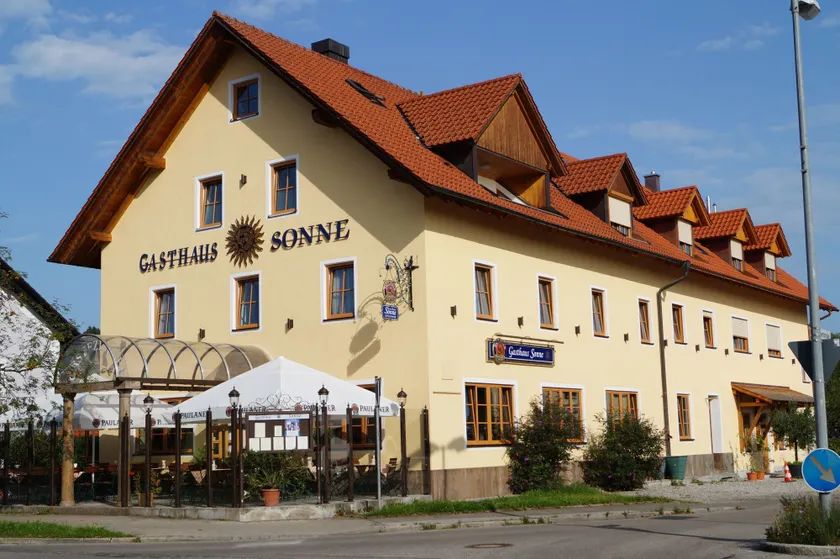 Hotel Gasthaus Sonne - Image 1