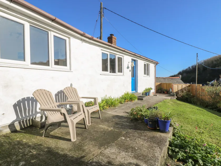 Cockle Island Cottage - Image 1