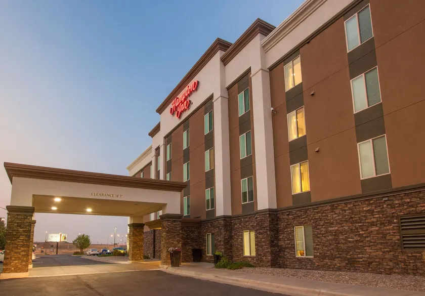 Hampton Inn Great Falls - Image 1