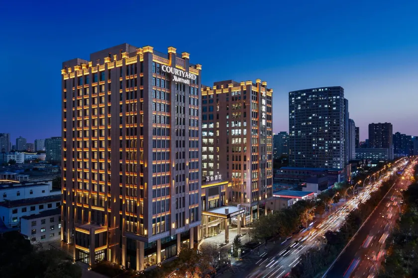Courtyard Taiyuan - Image 1